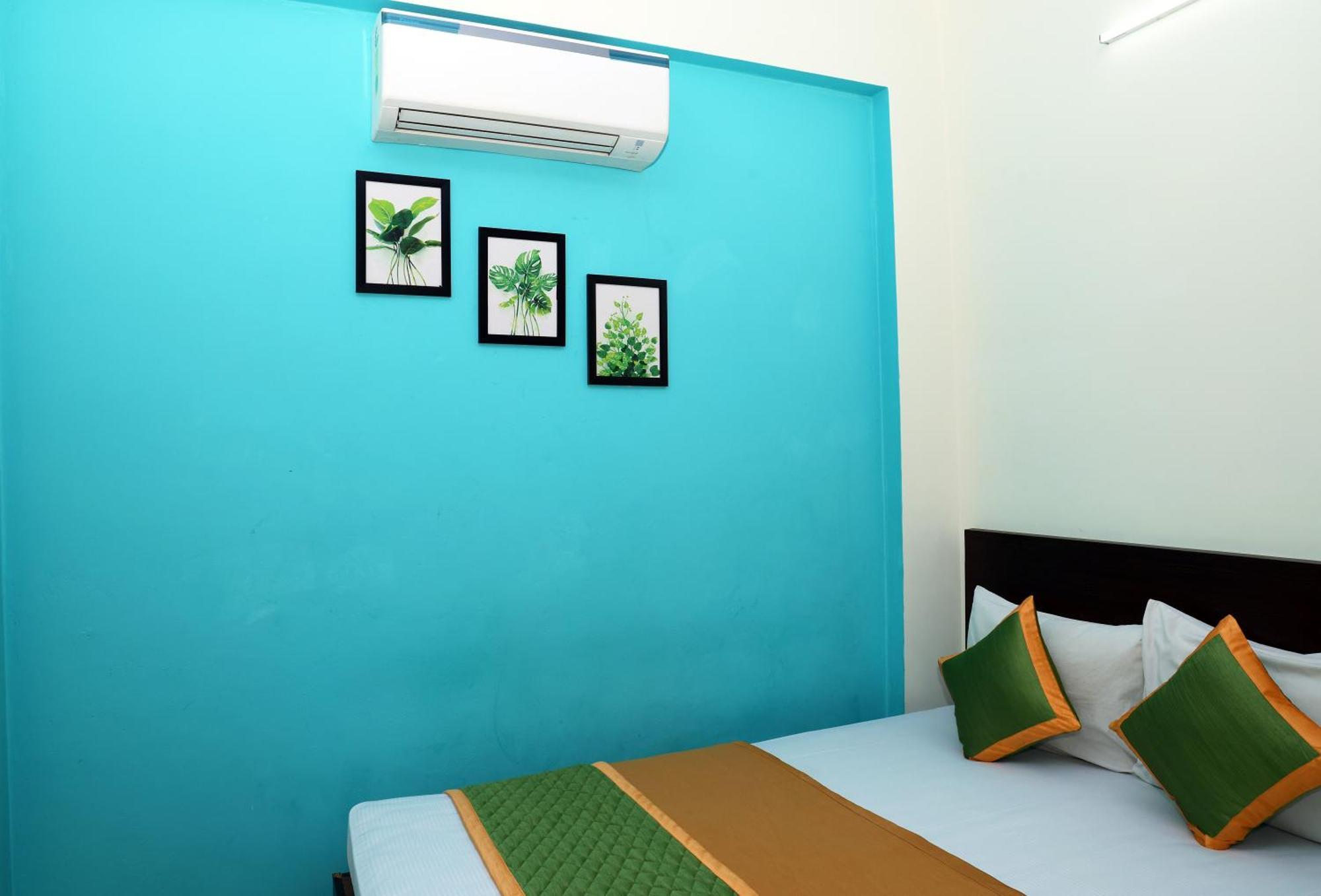 Royal Green Airport Transit Accommodation Madrás Exterior foto